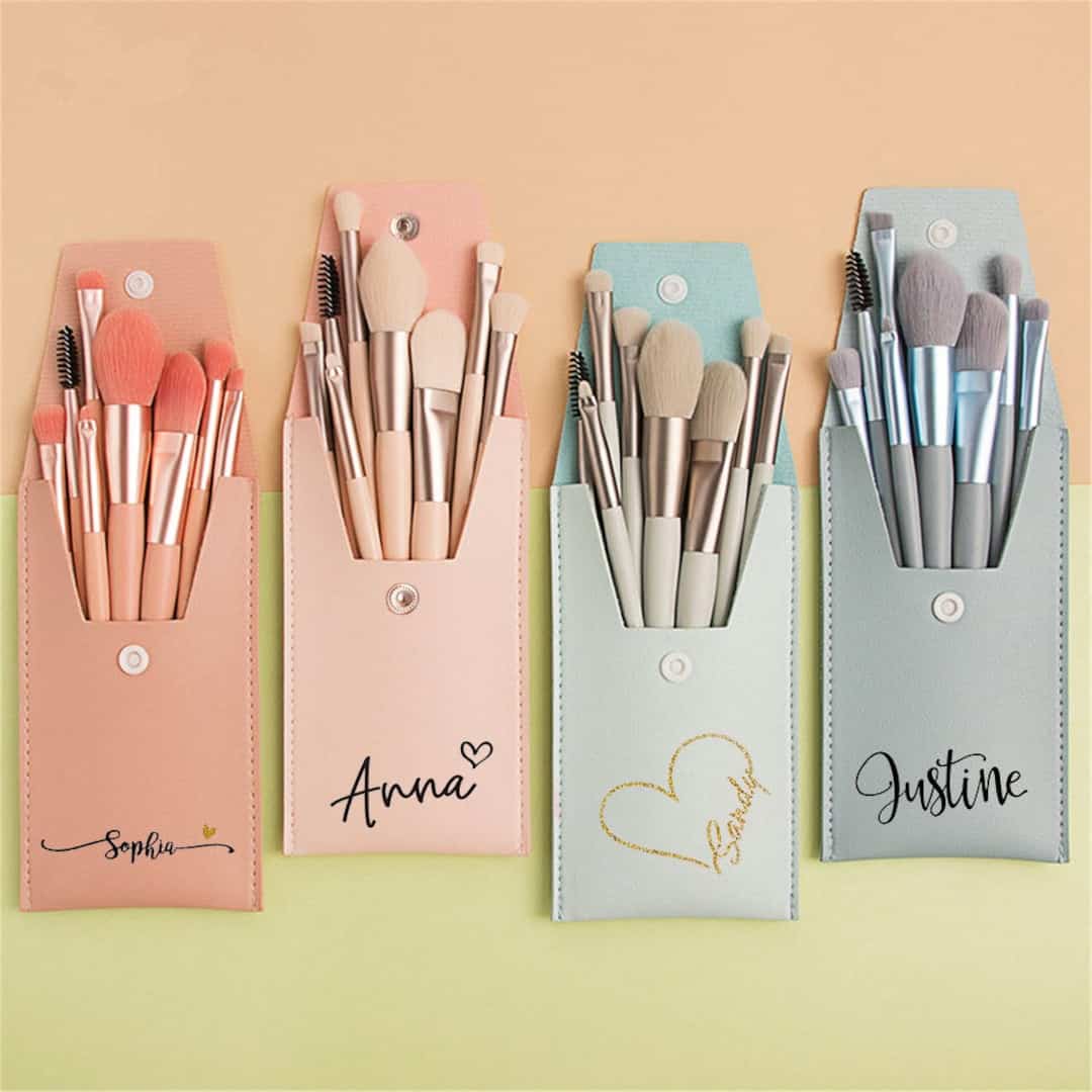 Image for 18. Personalized Travel Makeup Brushes